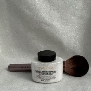 Revolution Luxury Baking Powder - White with Black Lid